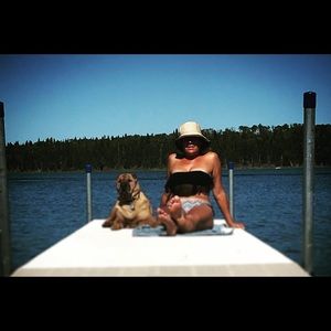 Meet your Posher, Deanna